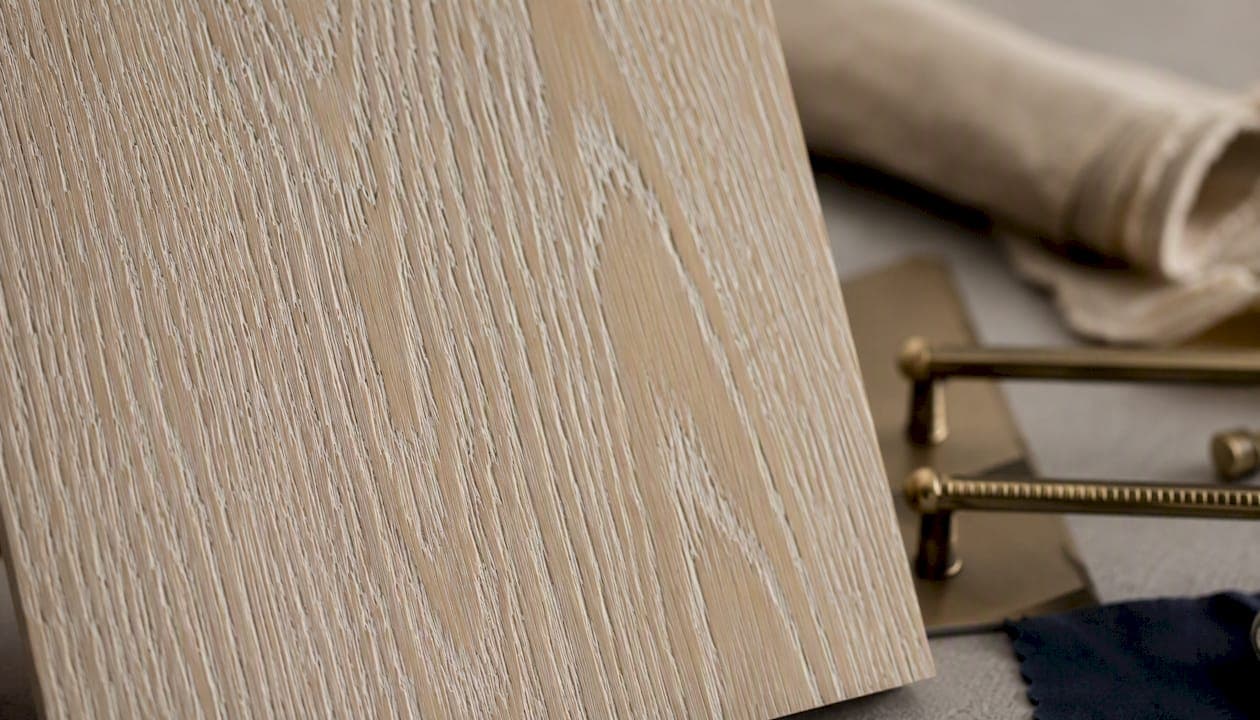 What is a cerused oak finish, and how do you achieve it?