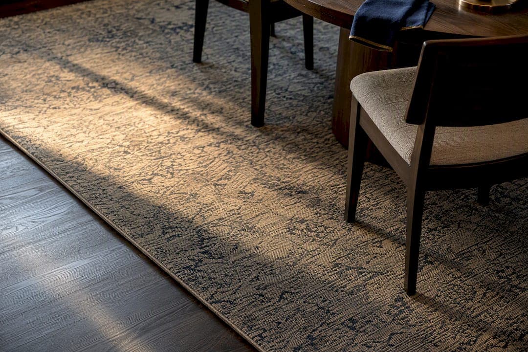 Under 12mm pile: dining room rug materials specifiers trust