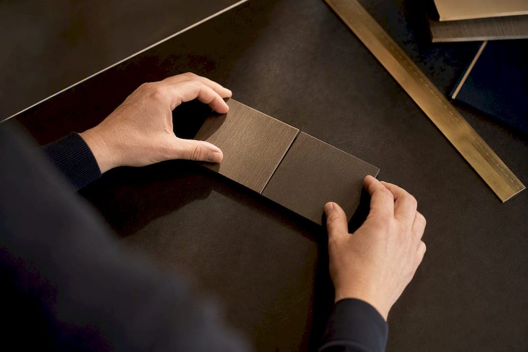 Lock specs at procurement: finish sample approval templates for designers